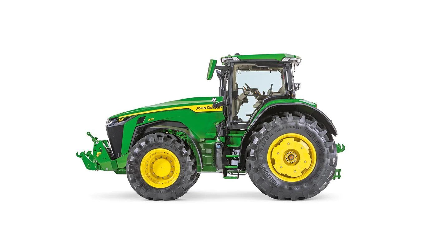 8r370